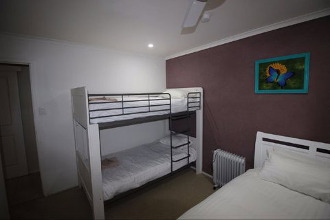 3 Bedroom Holiday House - Accommodation 4U 3